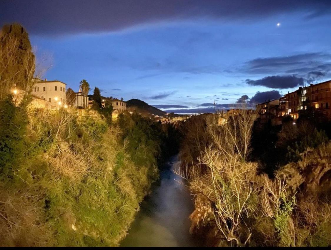 Mini Appartamento "Il Nido Del Picchio" Ascoli Piceno Eksteriør bilde